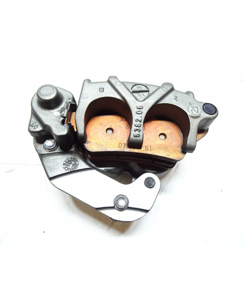 Yamaha Tenere 700, bromsok höger fram 2