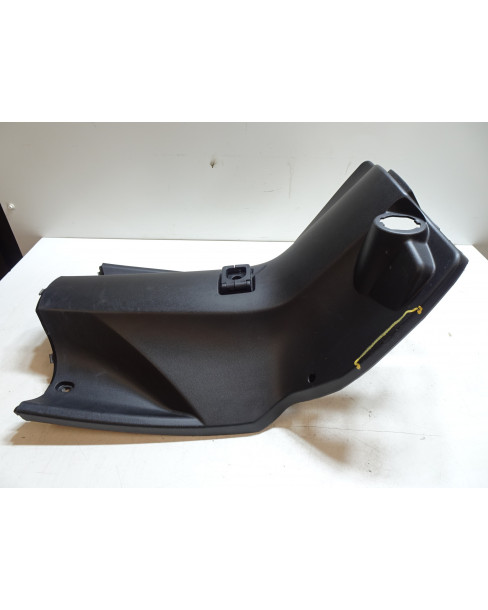 Peugeot Kisbee, knäkåpa 2