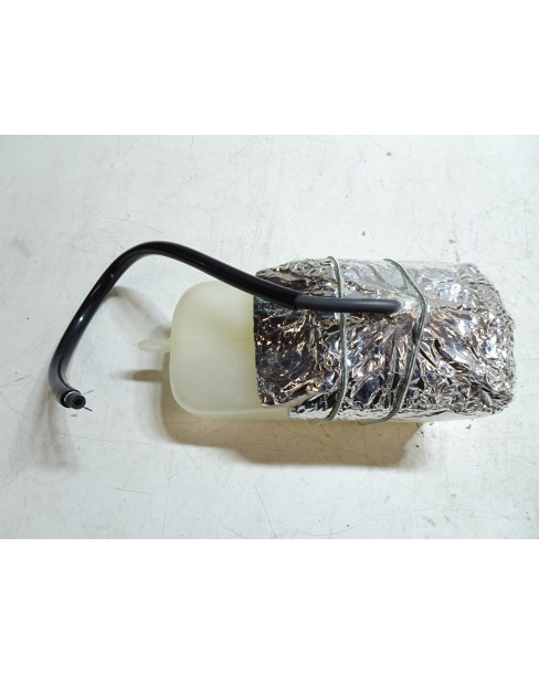 Adly ATV, oljetank 2