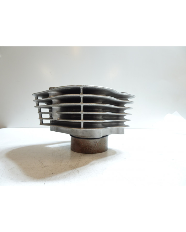 Adly ATV 300, cylinder