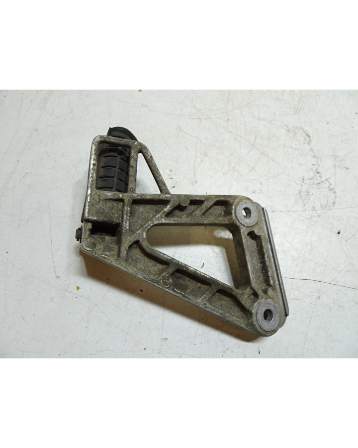 Honda XRV750 Africa Twin, passagerarfotpinne...