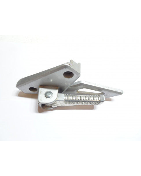 Peugeot Speedfight 3/4, passagerarfotpinne vänster komplett 2