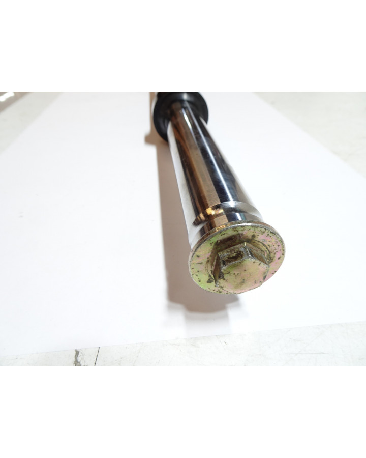 Drax Raw, gaffelben vänster