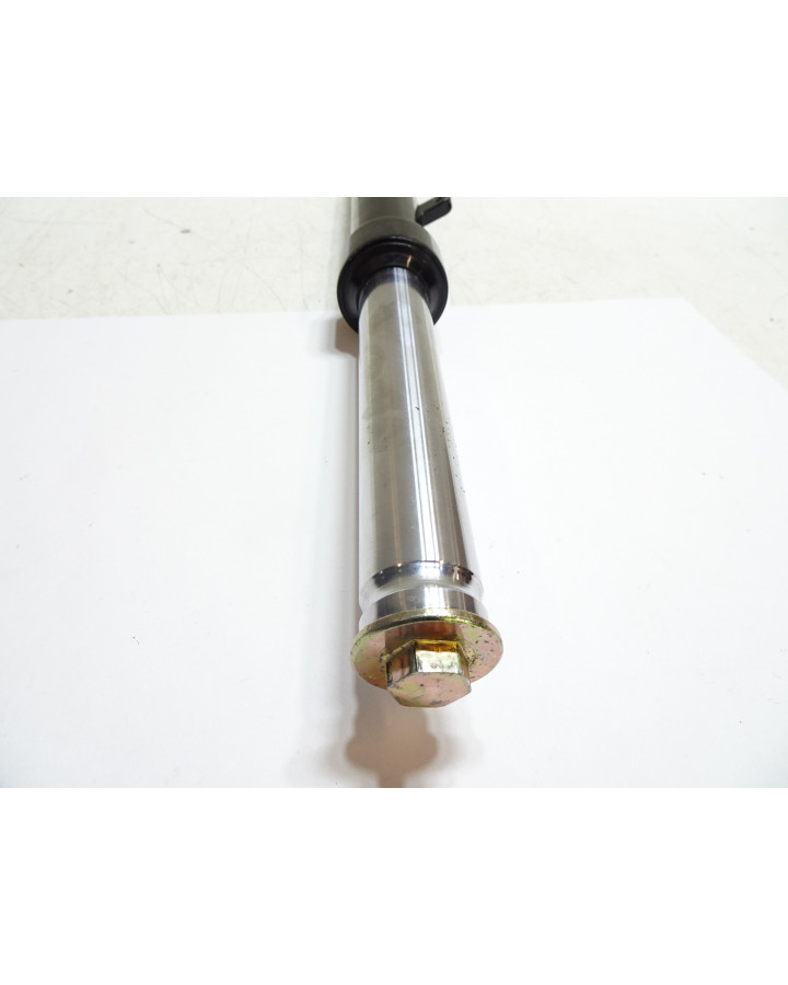 Drax Raw, gaffelben höger