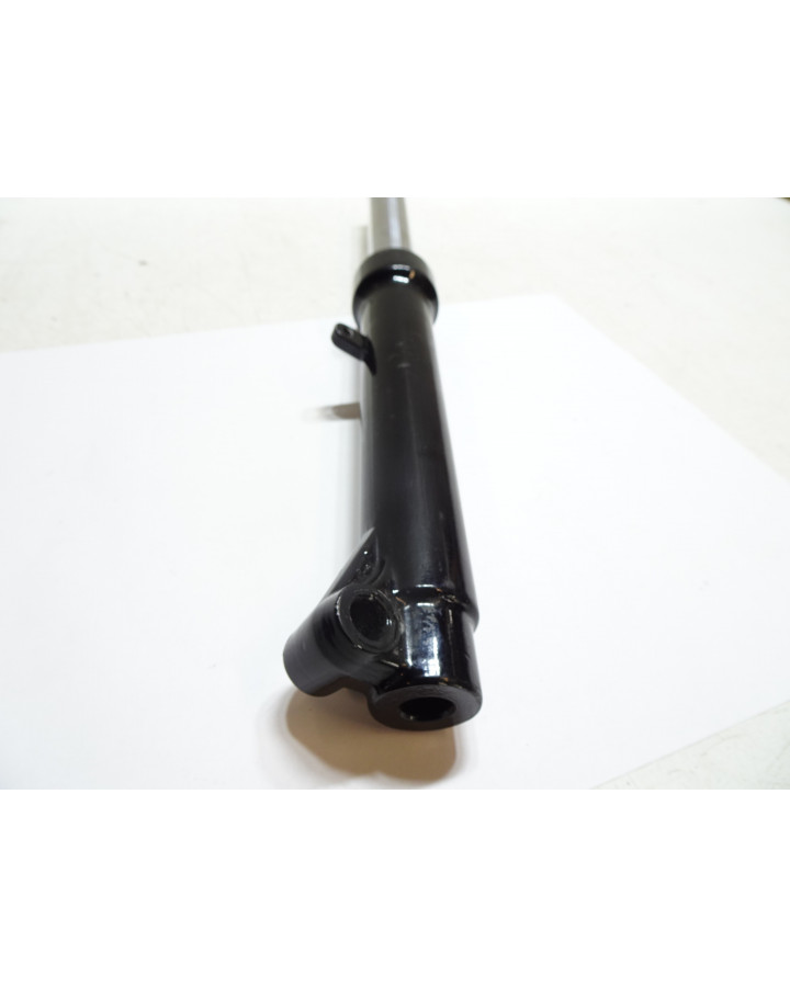 Drax Raw, gaffelben höger