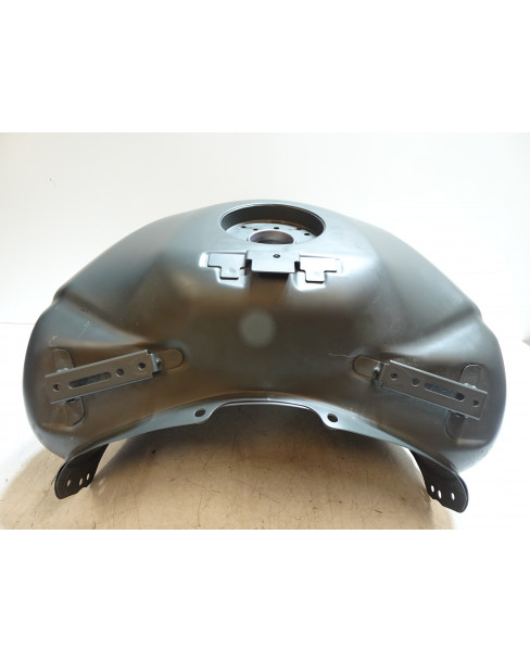 Yamaha Tracer 900, bränsletank 2