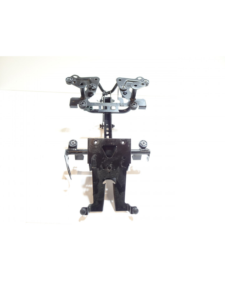 Yamaha Tracer 900, främre ram/lykthållare