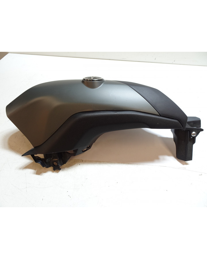 Yamaha Tracer 900, luftintag vänster komplett