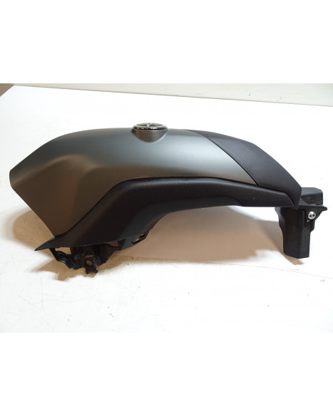 Yamaha Tracer 900, luftintag vänster komplett