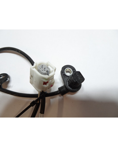 Yamaha Tracer 900, ABS-givare fram