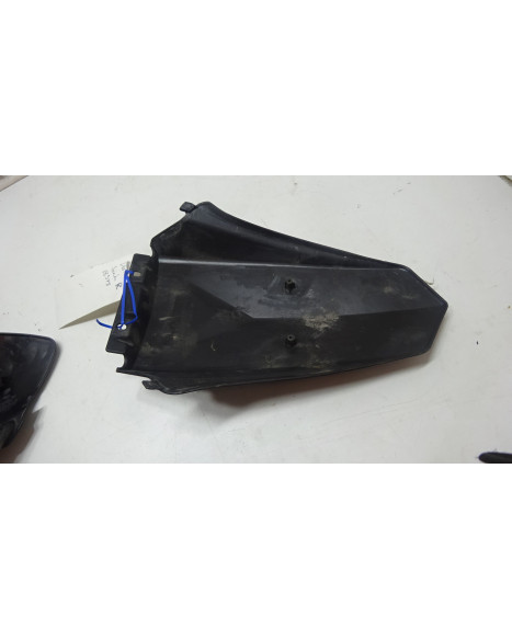 Derbi Senda, bakskärm