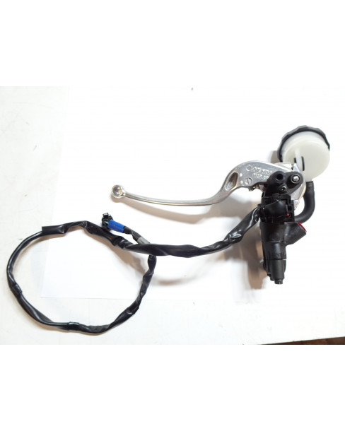 Yamaha Tracer 900, bromscylinder fram komplett 2