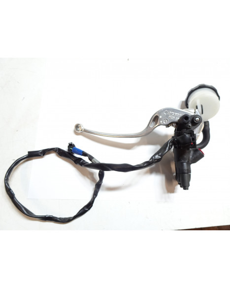 Yamaha Tracer 900, bromscylinder fram komplett