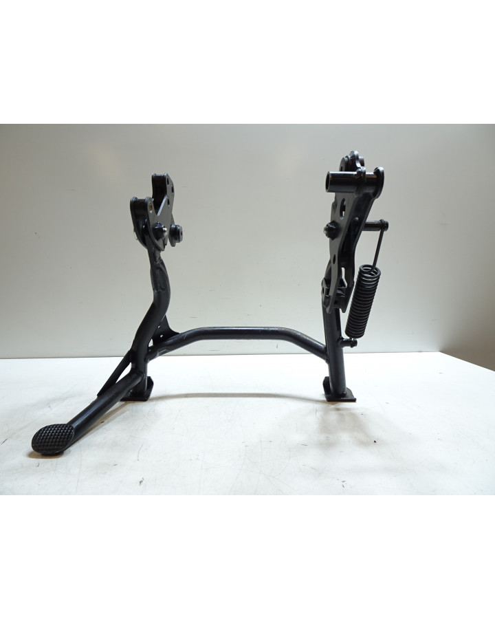 Yamaha Tracer 900, centralstöd