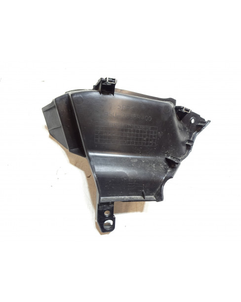 Yamaha Tracer 900, plastdetalj luftintag 2