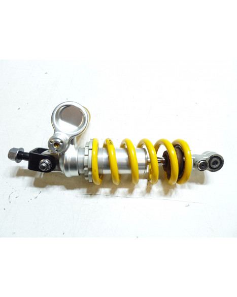 Triumph Street Triple RS, Öhlins stötdämpare bak