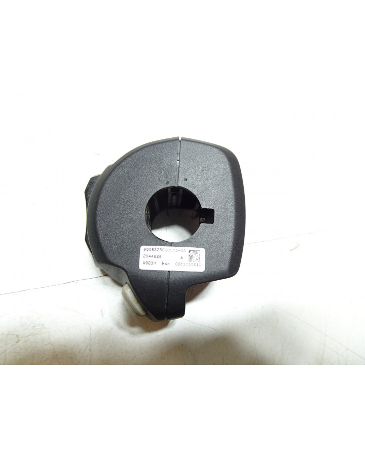 Triumph Street Triple, omkopplare höger