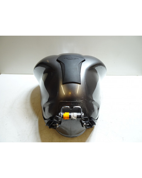 Triumph Street Triple, bränsletank