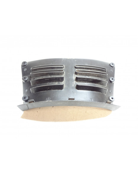 Viarelli Matador, galler hjulhus fram