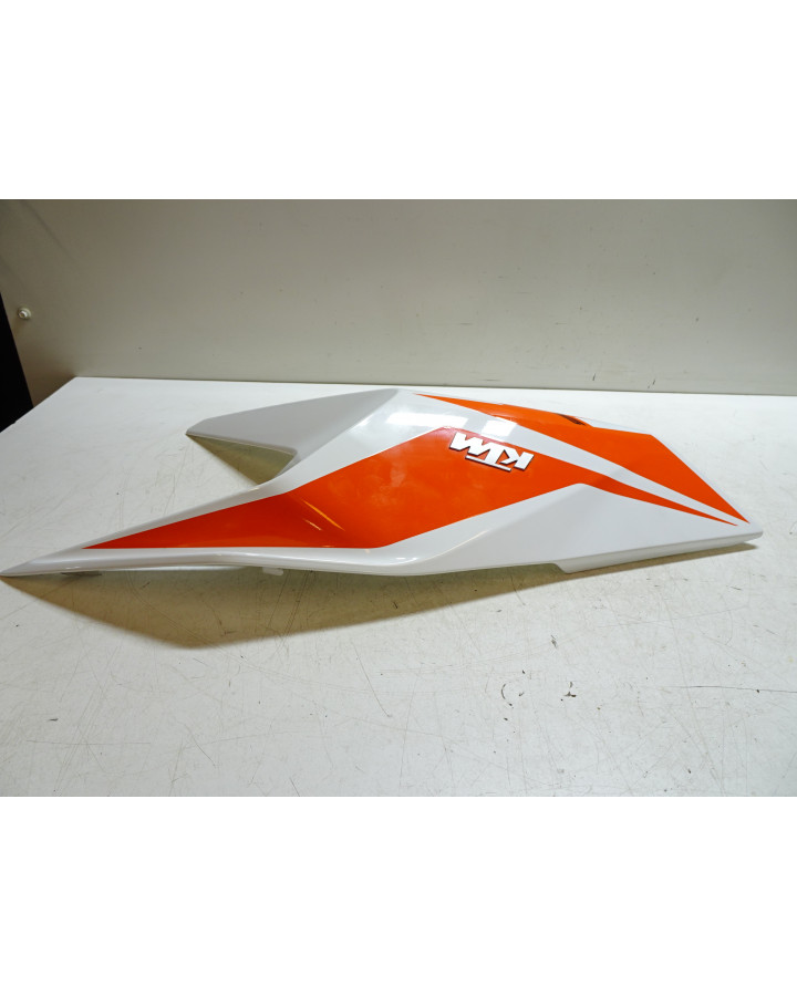 KTM 1290 Super Duke GT, främre sidokåpa höger