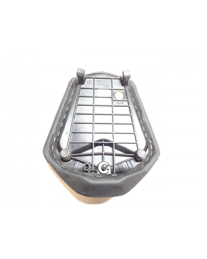 KTM 1290 Super Duke GT, passagerarsadel