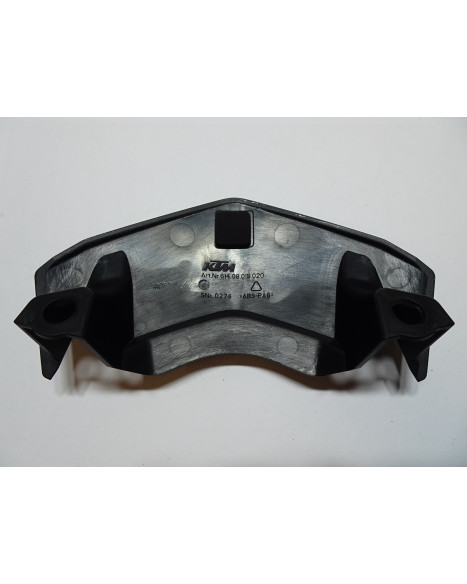 KTM 1290 Super Duke GT, bakre mittkåpa