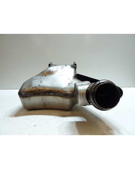 KTM 1290 Super Duke GT, mittenljuddämpare