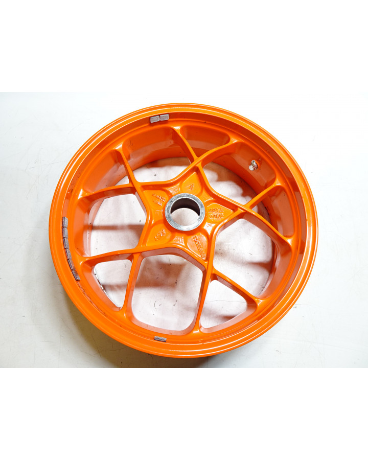 KTM 1290, Super Duke GT, bakfälg