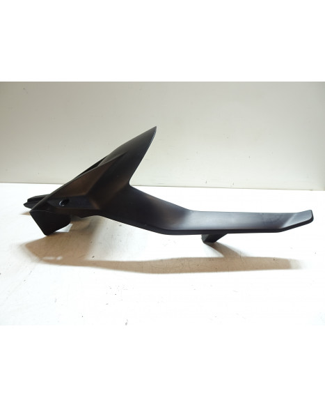 KTM 1290 Super Duke GT, svingskärm