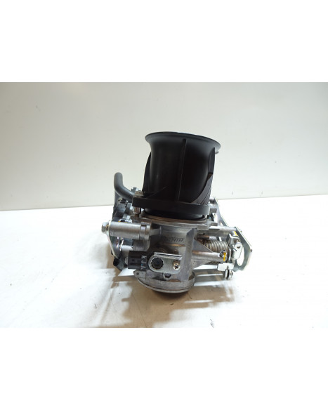 KTM 1290 Super Duke GT, gasspjäll/insprut