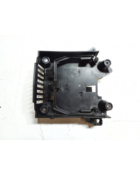 KTM 1290 Super Duke GT, MCU hållare