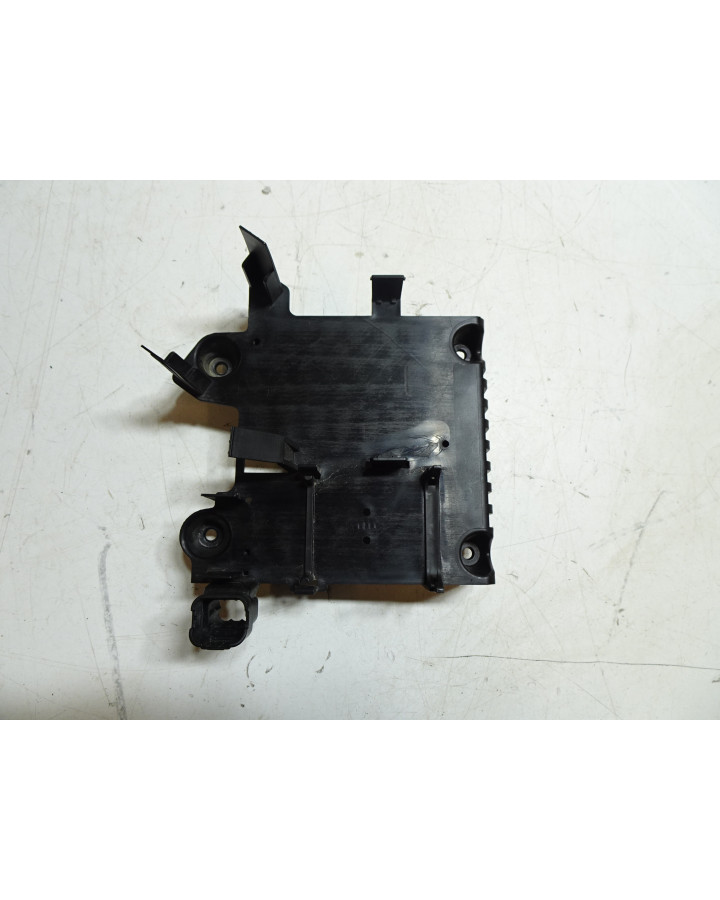 KTM 1290 Super Duke GT, MCU hållare