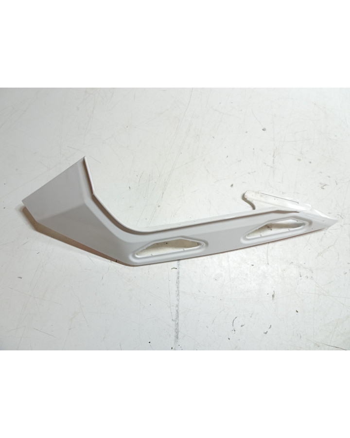 KTM 1290 Super Duke GT, bakre sidokåpa vänster