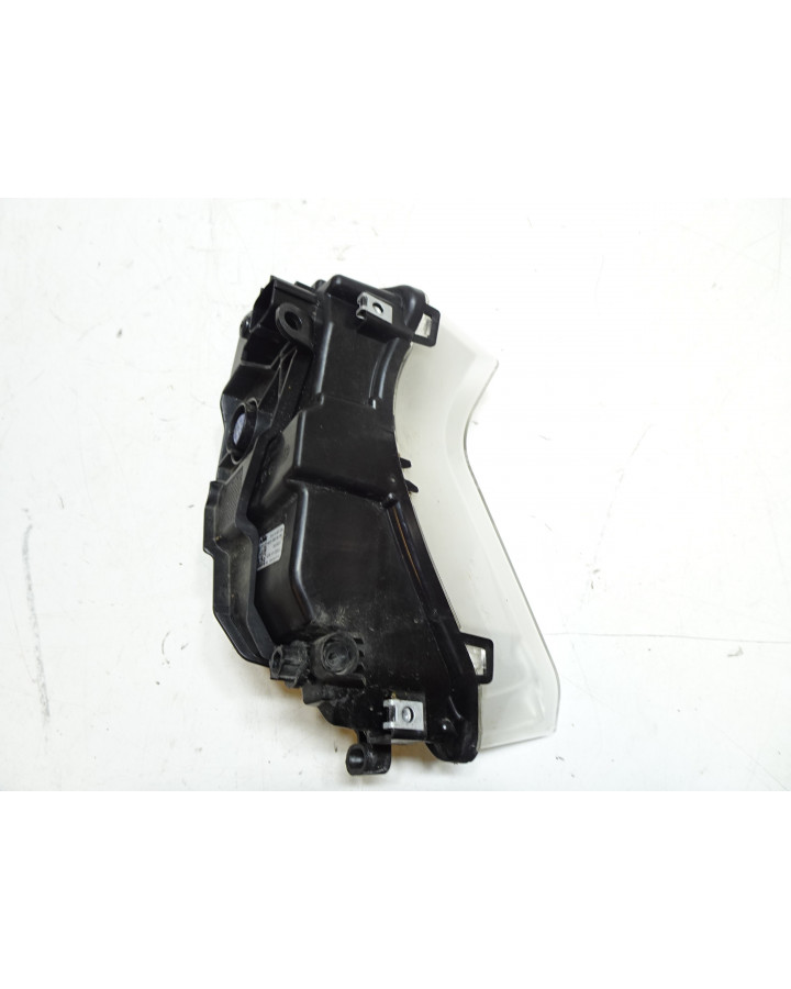 KTM 1290 Super Duke GT, kurvljus vänster