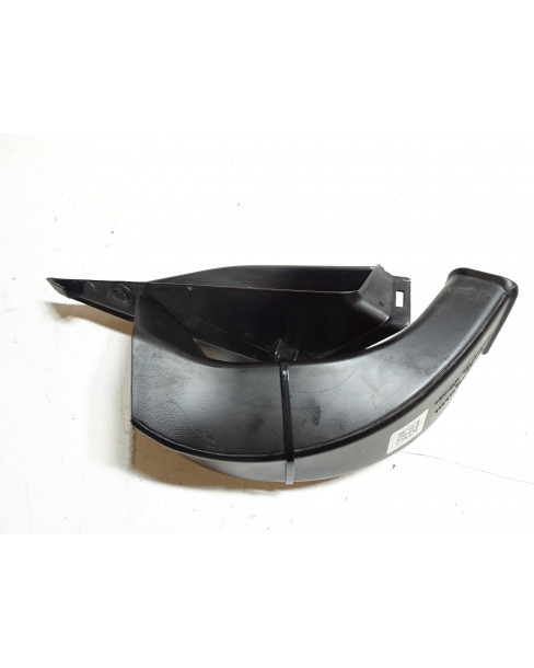 KTM 1290 Super Duke GT, luftintag höger 2