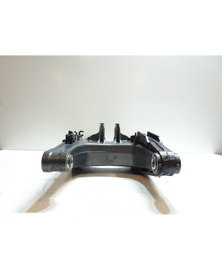 KTM 125 Duke/390 Duke, sving