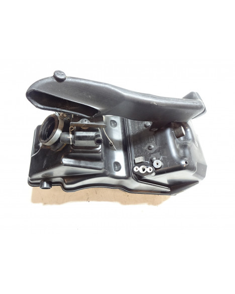 KTM 125 Duke, luftburk