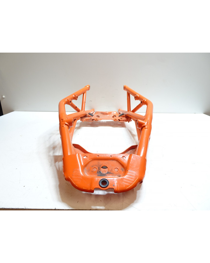 KTM 125 Duke, bakram