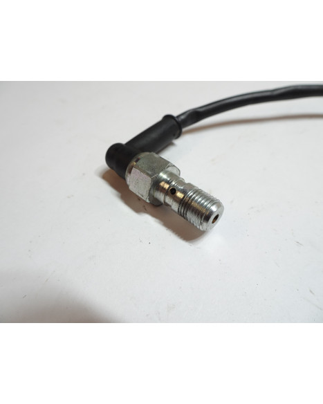 KTM 1290 Super Duke GT, bromsljuskontakt bak