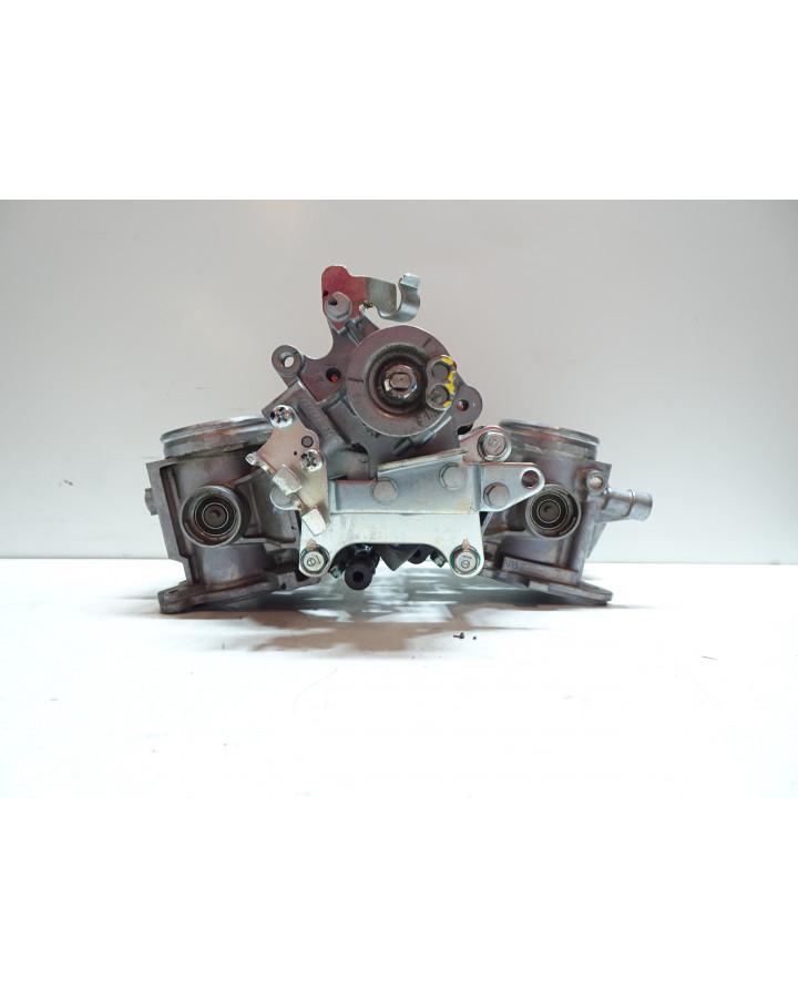 Honda VFR 1200X Crosstourer, gasspjäll/insprut