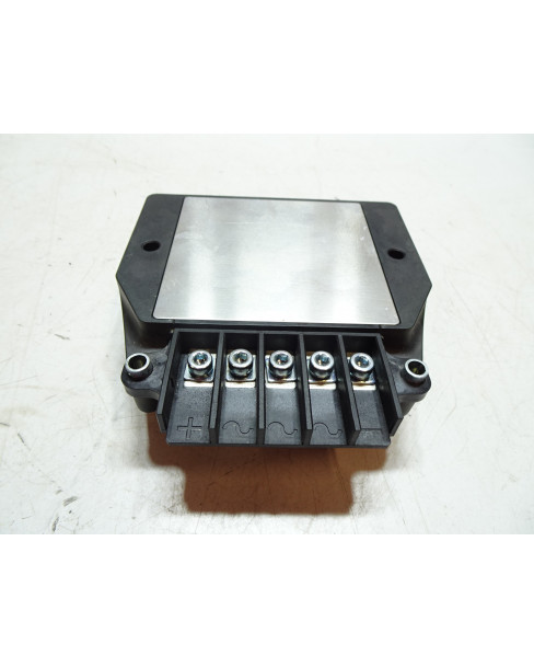 Honda VFR 1200X Crosstourer, voltregulator 2