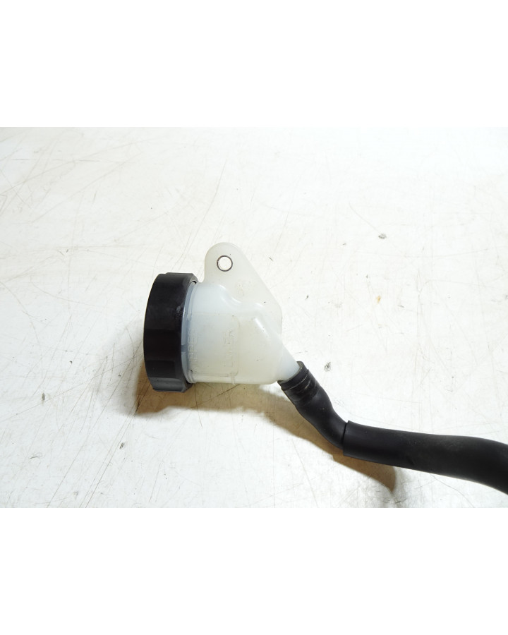 Honda VFR 1200X Crosstourer, bromscylinder bak