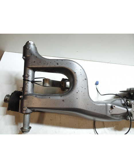 Honda VFR 1200X Crosstourer, sving/differential/kardan