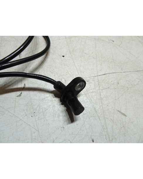 KTM 125 Duke, ABS-givare fram 2