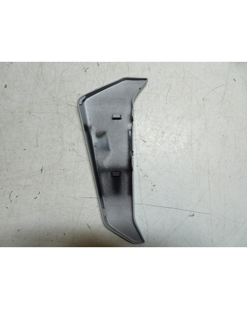 Yamaha MT-09, kylarkåpa höger 2