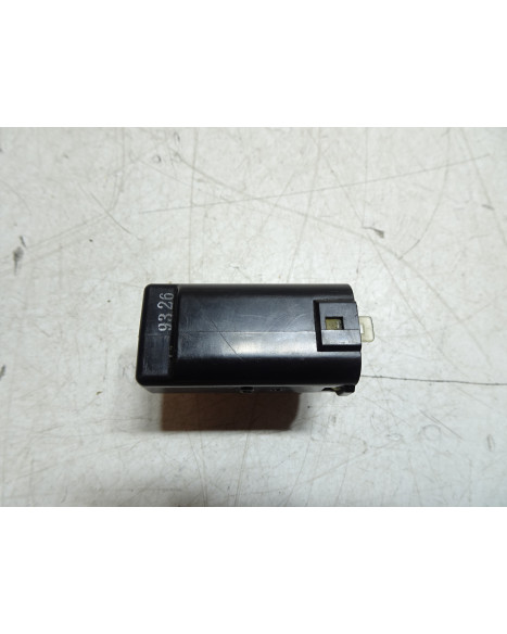 Yamaha MT-09, tip over sensor