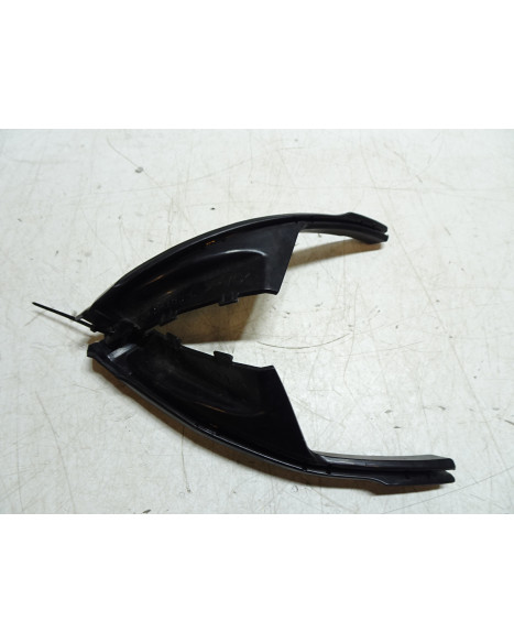 Yamaha MT-09, gummilist tank (par)