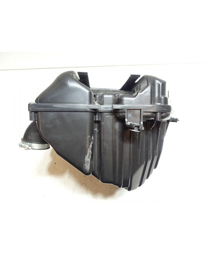 Yamaha MT-09, luftburk