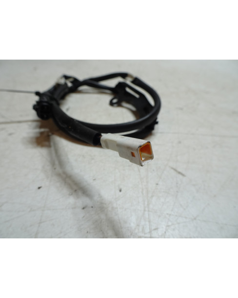 Yamaha MT-09, kabel bak 2