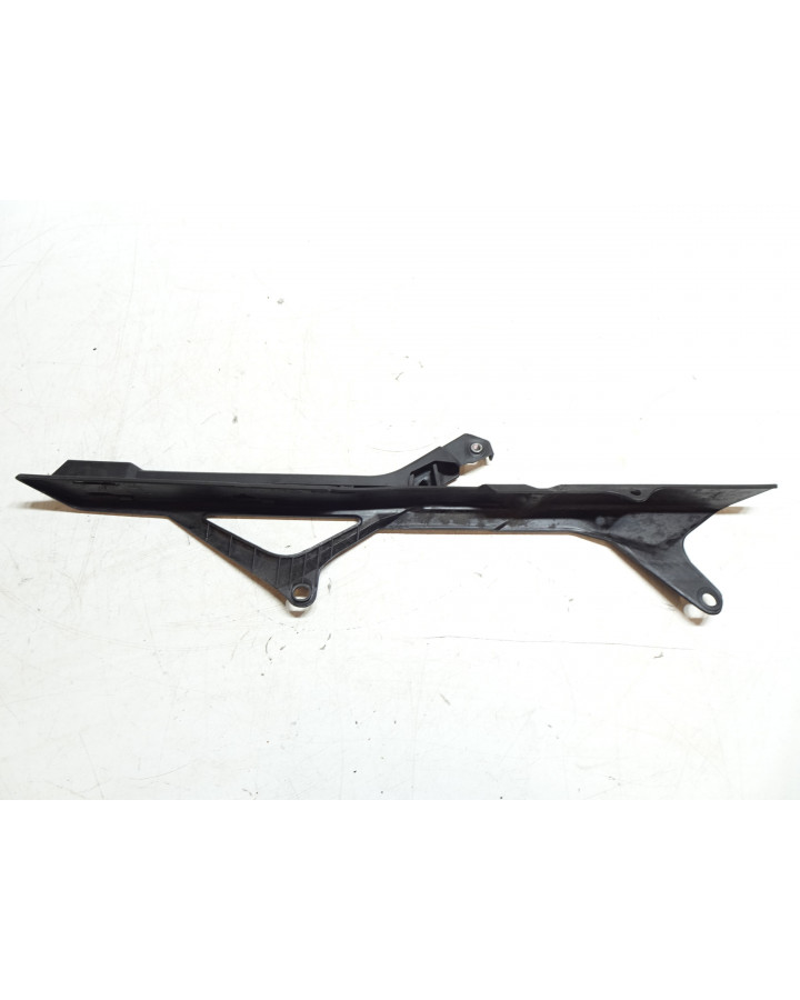 Yamaha MT-09, kedjeskydd